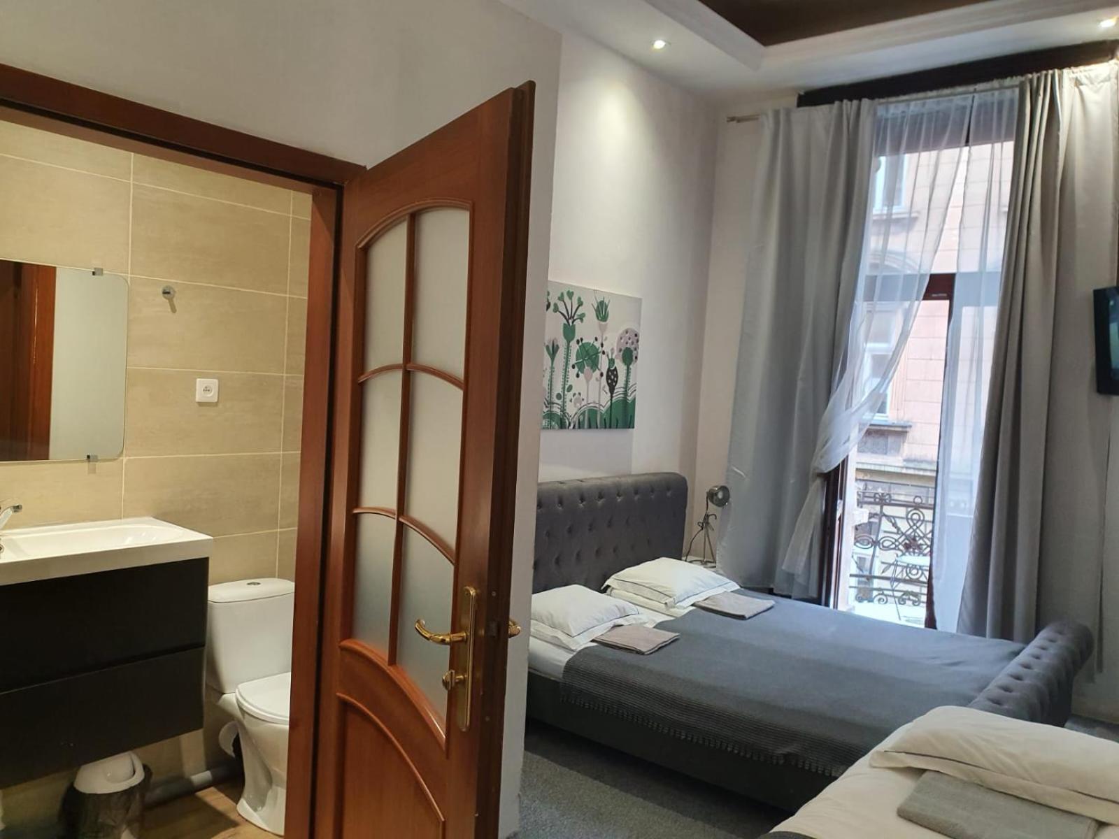 Harmony Aparthotel Krakow Luaran gambar