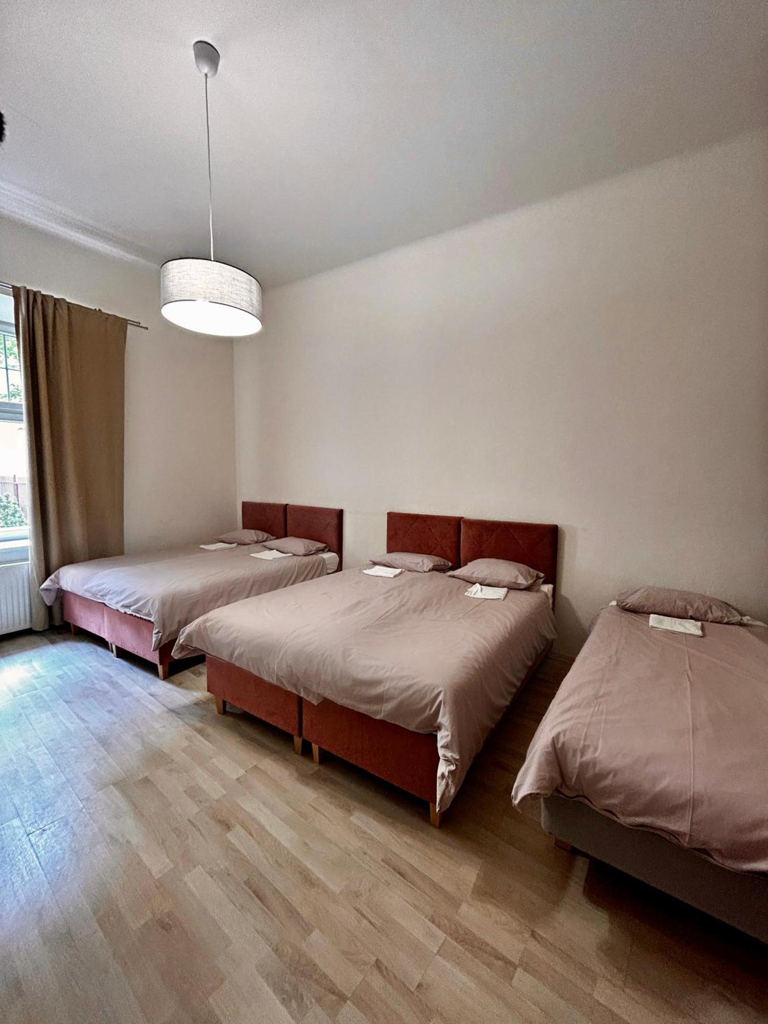Harmony Aparthotel Krakow Luaran gambar