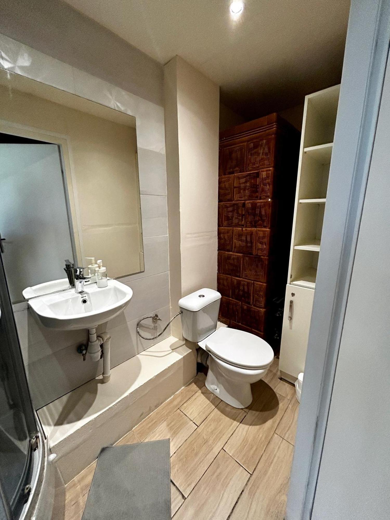 Harmony Aparthotel Krakow Luaran gambar