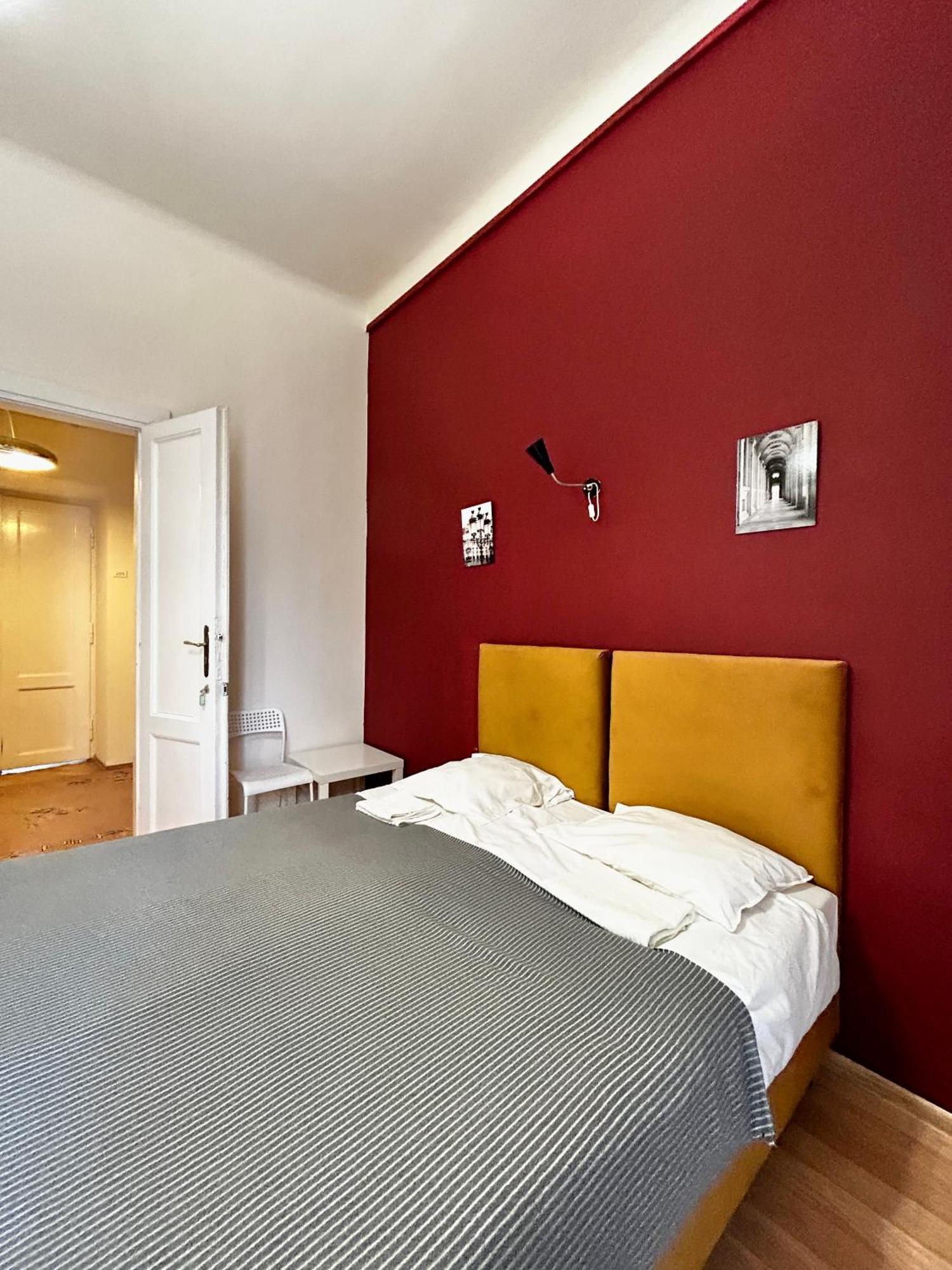 Harmony Aparthotel Krakow Luaran gambar